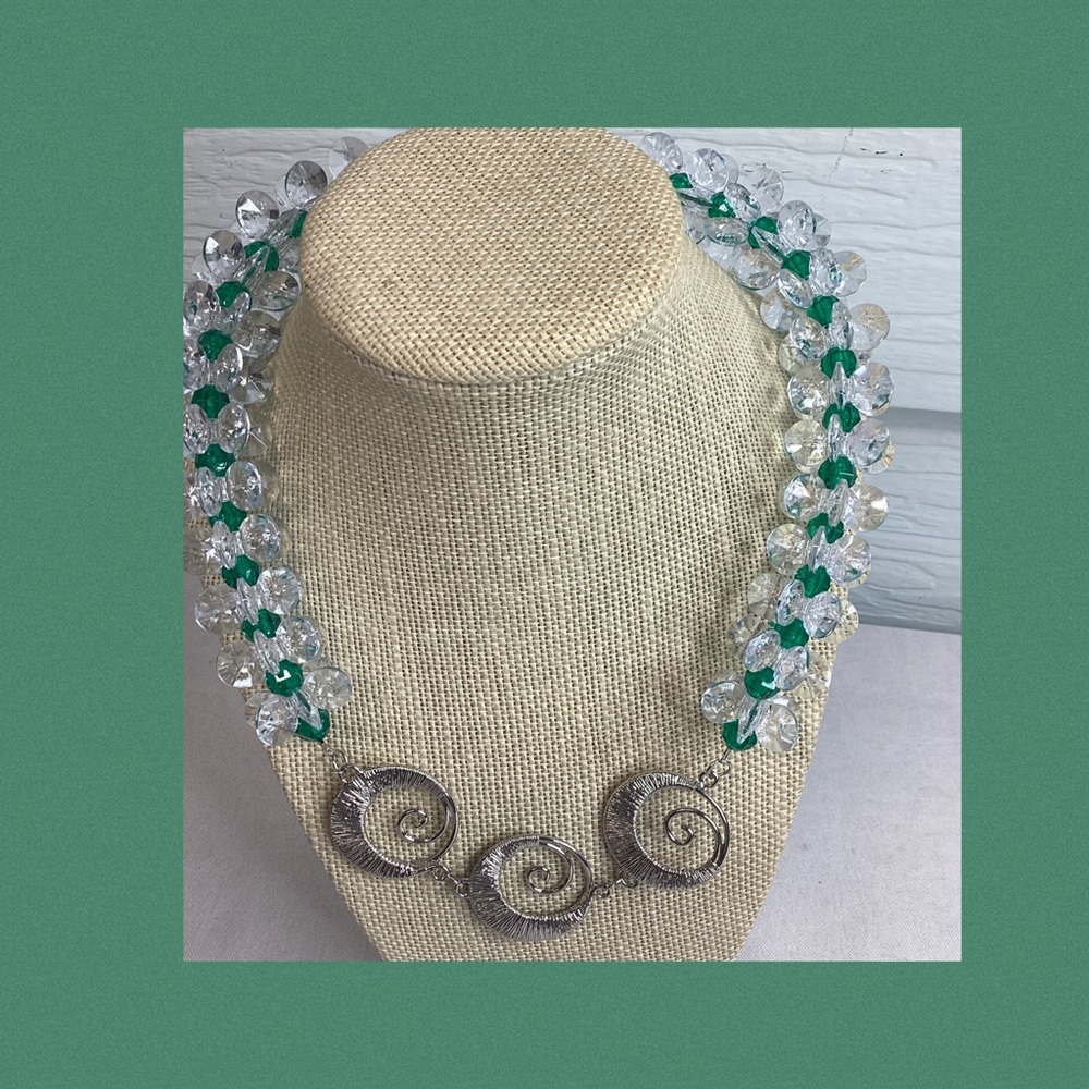 Elegant Silver and Green Beaded Necklace
